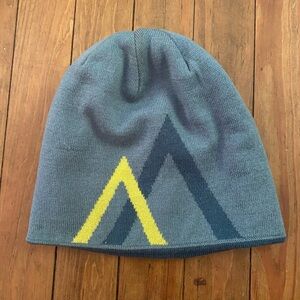Arc’teryx Mens Reversible Wool Blend Bird Head Toque Beanie